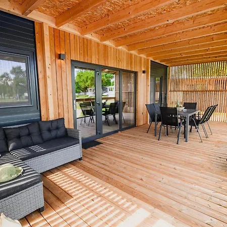 Three Bedroom Mobile Tatil Evi Mostec